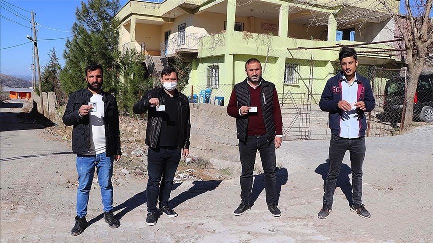 Siirt’te herkesin aynı soyadını taşıdığı Aksöğüt köyünde isim karışıklığı yaşanıyor