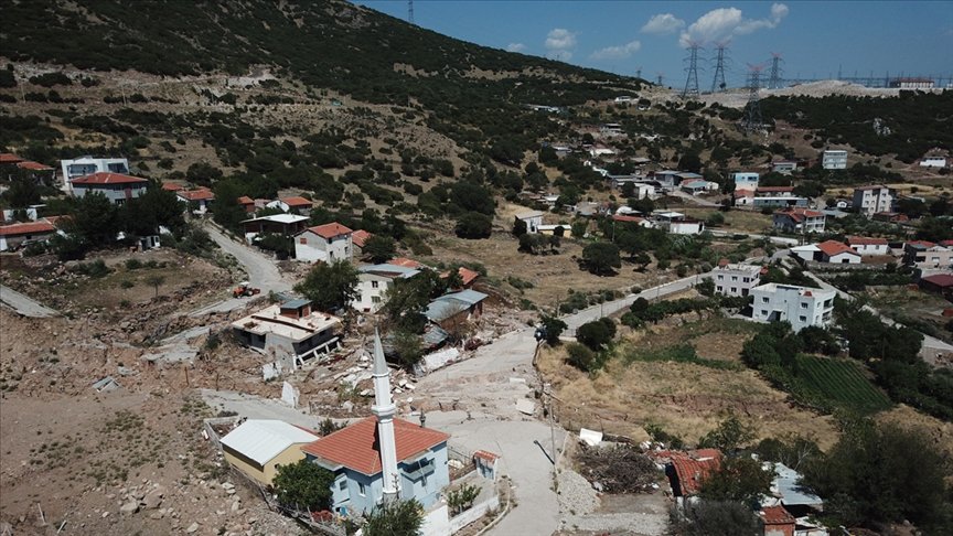 İzmir Valiliğinden Bornova’daki heyelan bölgesine ilişkin açıklama