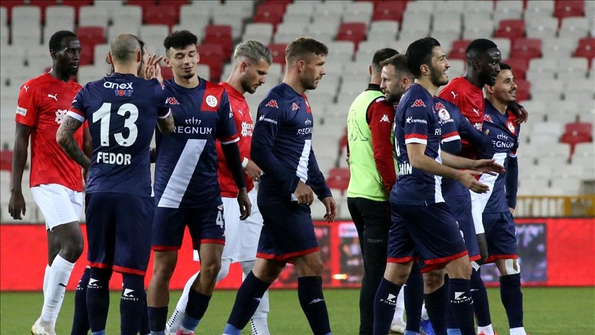 Antalyaspor ‘yenilmezlik fitili’ni genç oyuncularıyla ateşledi