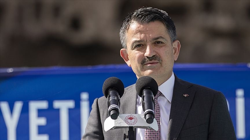 Bakan Pakdemirli: Milletin iradesini yok sayan tüm darbeleri lanetliyorum