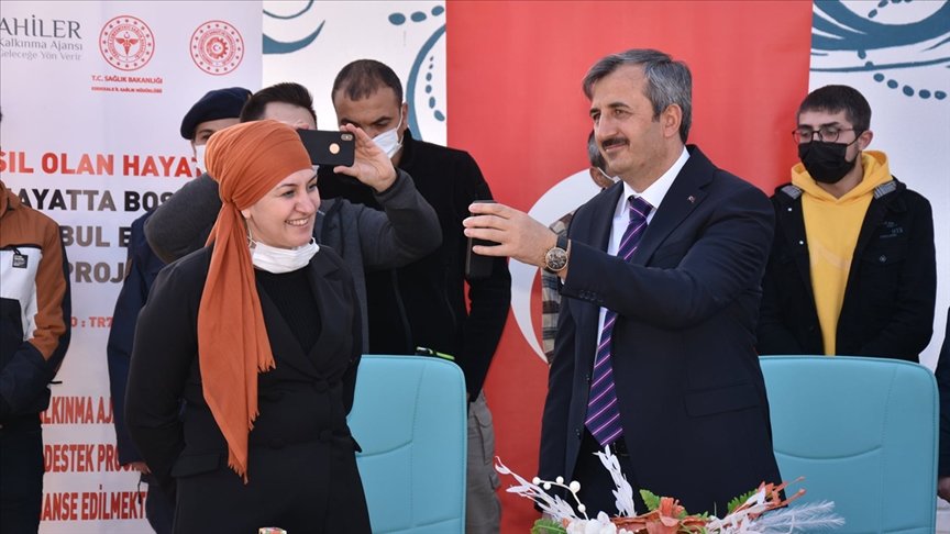 İçişleri Bakanı Soylu, Kırıkkale’de çocukları uyuşturucu tedavisi gören annelerle telefonda görüştü