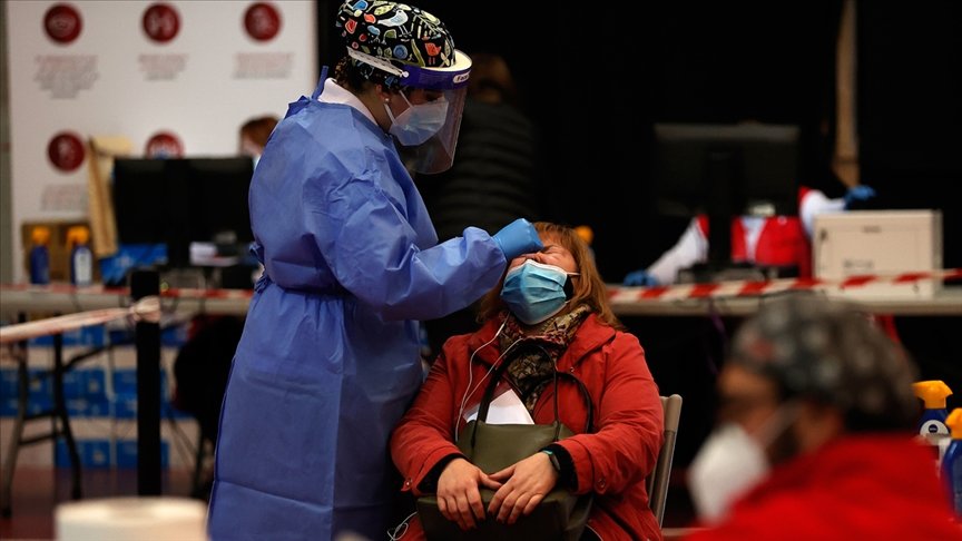 İspanya’da Kovid-19’dan son 24 saatte 584 kişi hayatını kaybetti