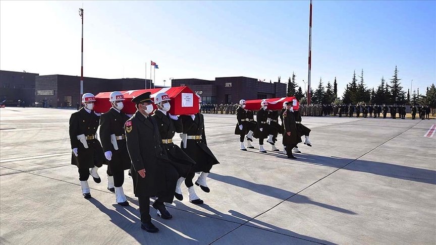 Şehitler Altıntaş ve Kabaklı’nın naaşları memleketleri Gaziantep’e getirildi