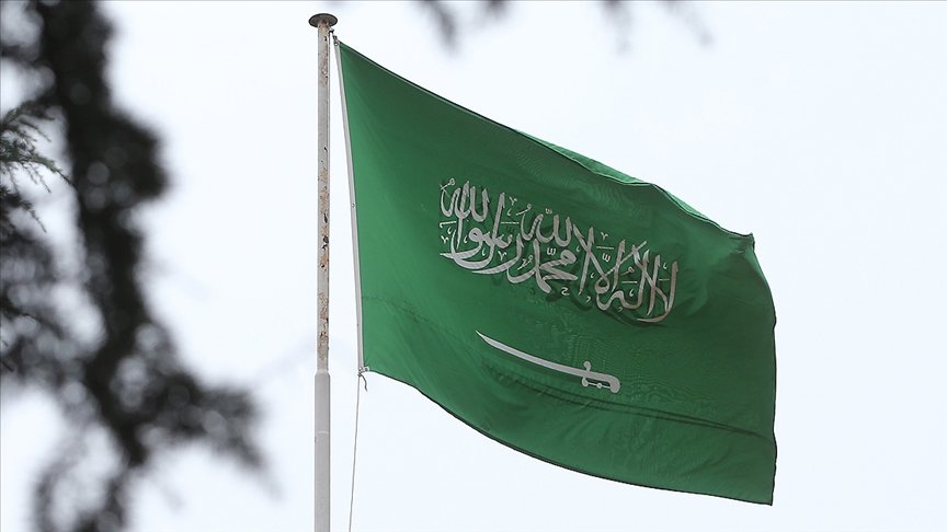 Suudi Arabistan’ın ‘Batı’ya petrol ambargosu uygulayan bakanı’ hayatını kaybetti