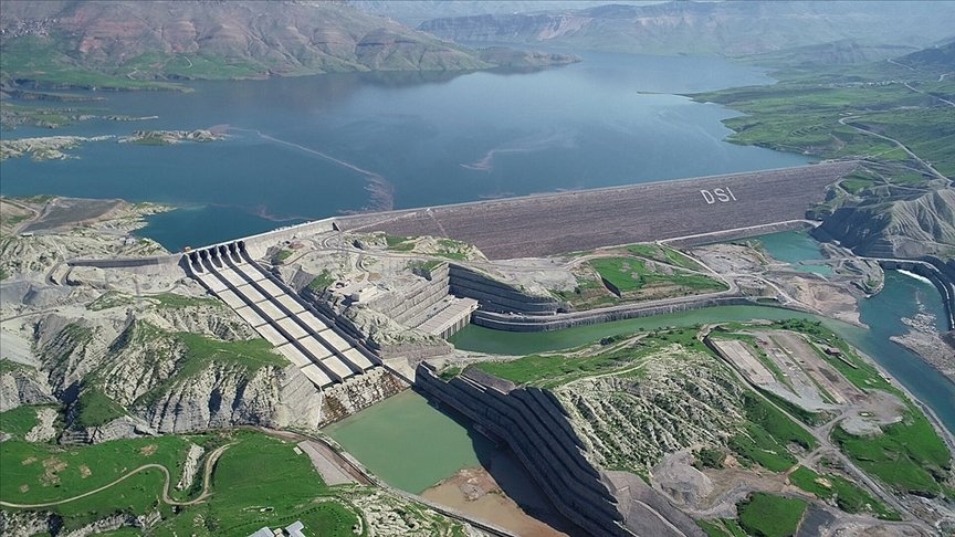 Bakan Pakdemirli: 2020’de HES’lerde üretilen elektrikle ekonomiye 31,2 milyar lira katkı sağlandı