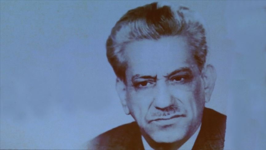 Azerbaycan’ın özgürlük şairi Bahtiyar Vahapzade vefatının 12. yılında anılıyor