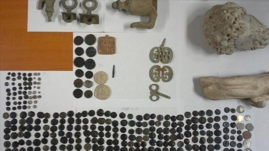 Anadolu’dan kaçırılan 412 tarihi eser Türkiye’ye getirildi