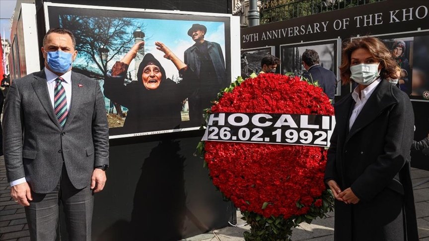 İstanbul’da ’29. Yılında Hocalı Soykırımı Fotoğraf Sergisi’ açıldı