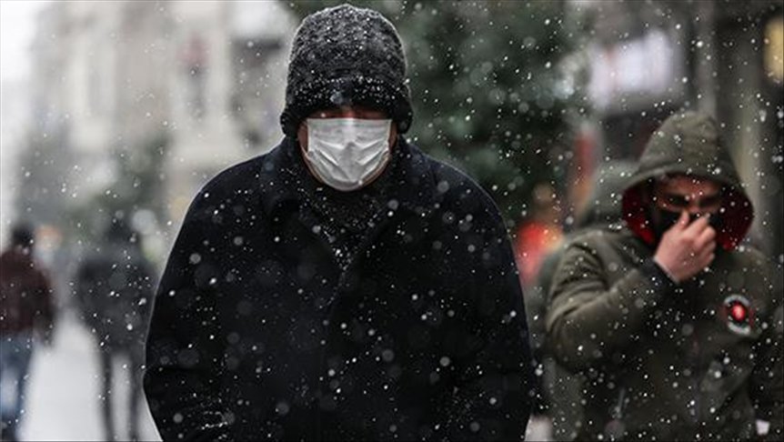 İstanbul’da kar yağışı devam ediyor
