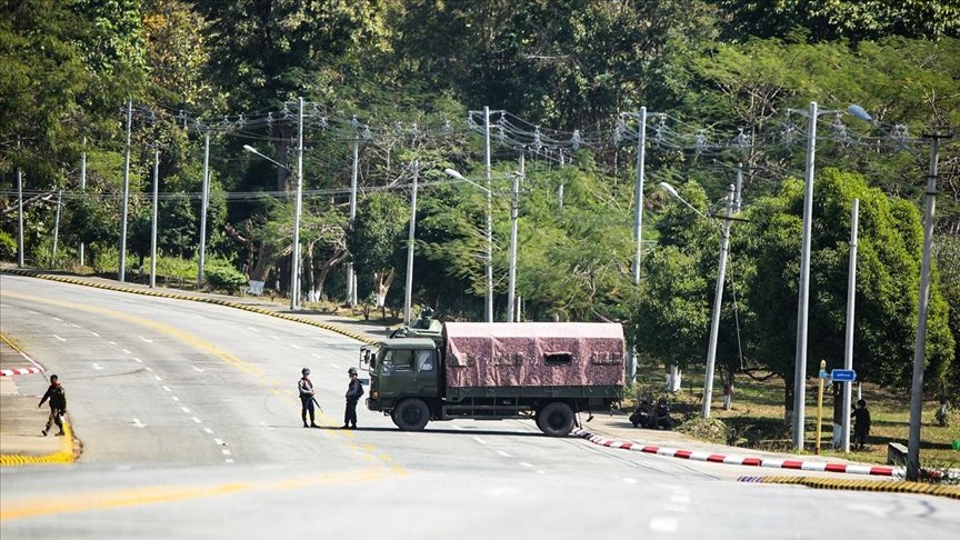 Myanmar’daki askeri darbenin ardından bakanlar ve yardımcıları görevden alındı