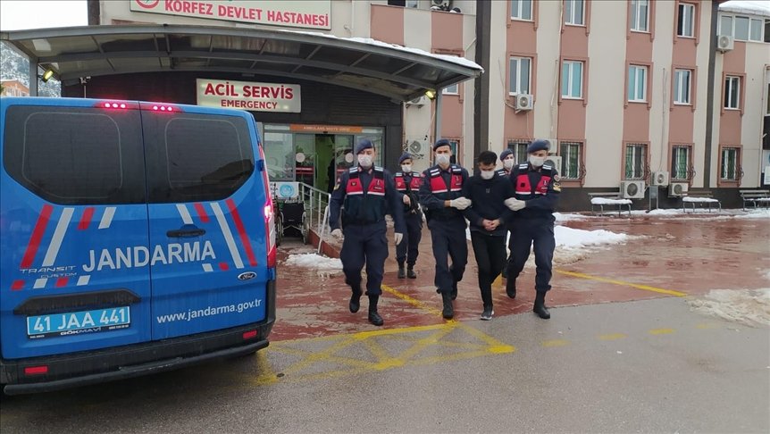 Şemdinli’de polis aracına ve askeri konvoya saldırı şüphelisi PKK’lı terörist Kocaeli’de yakalandı