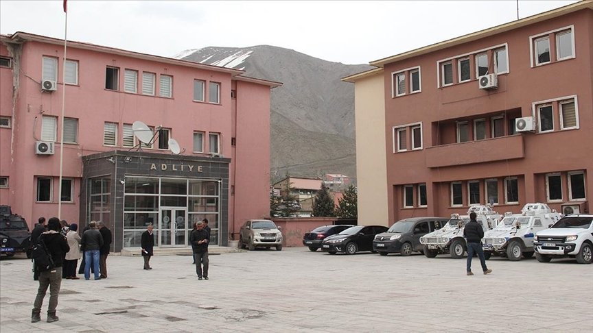 Van Cumhuriyet Başsavcılığından ‘çıplak arama ve darp’ iddialarına ilişkin açıklama