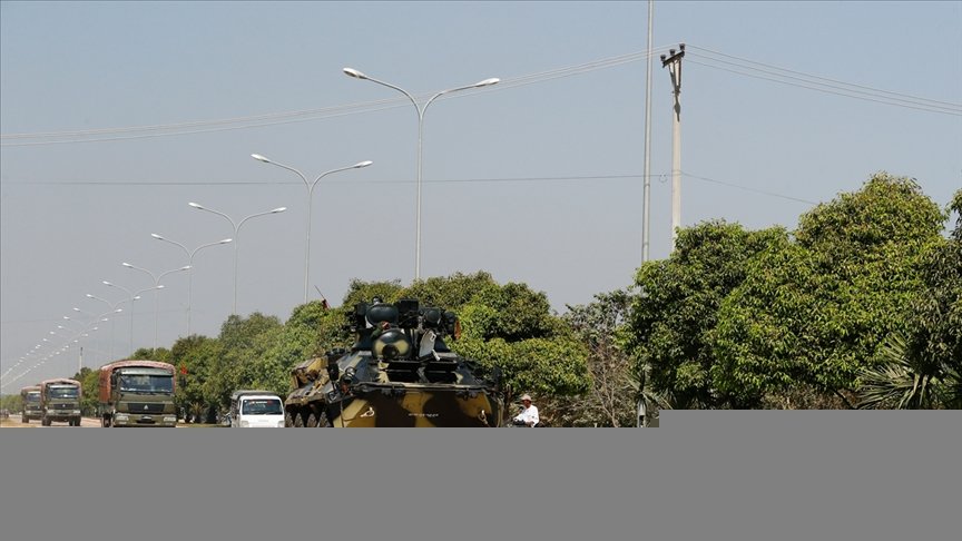 Myanmar’da ordu, devrik hükümetin iktidara geldiği seçimde görev alan komisyon üyelerini alıkoydu