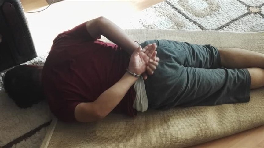 FETÖ/PDY firarisi eski emniyet müdürü ile firari akademisyen hücre evinde yakalandı