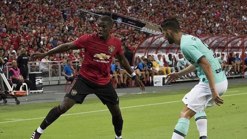 Manchester United’da sakatlanan Paul Pogba birkaç hafta oynayamayacak