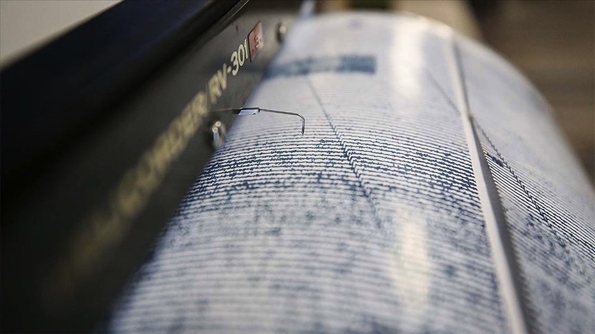 İzmir’in Karaburun ilçesinde 5,1 büyüklüğünde deprem meydana geldi