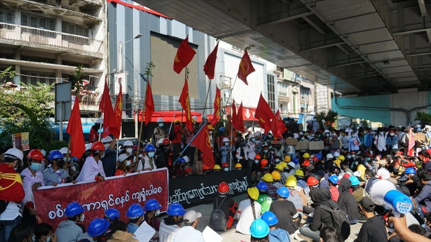 Myanmar’da sağlık çalışanlarının darbe sonrası iş bırakması Kovid-19’la mücadeleyi yavaşlattı