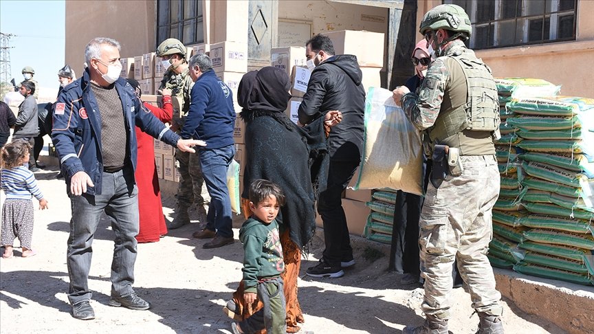 Türk STK’ler Barış Pınarı Harekatı bölgesinde insani yardımda bulundu