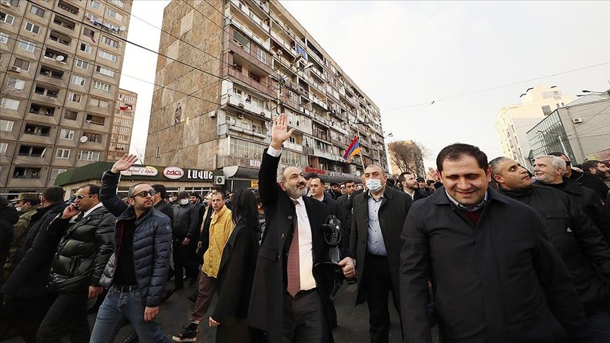 Fransa’dan Ermenistan’da taraflara diyalog çağrısı