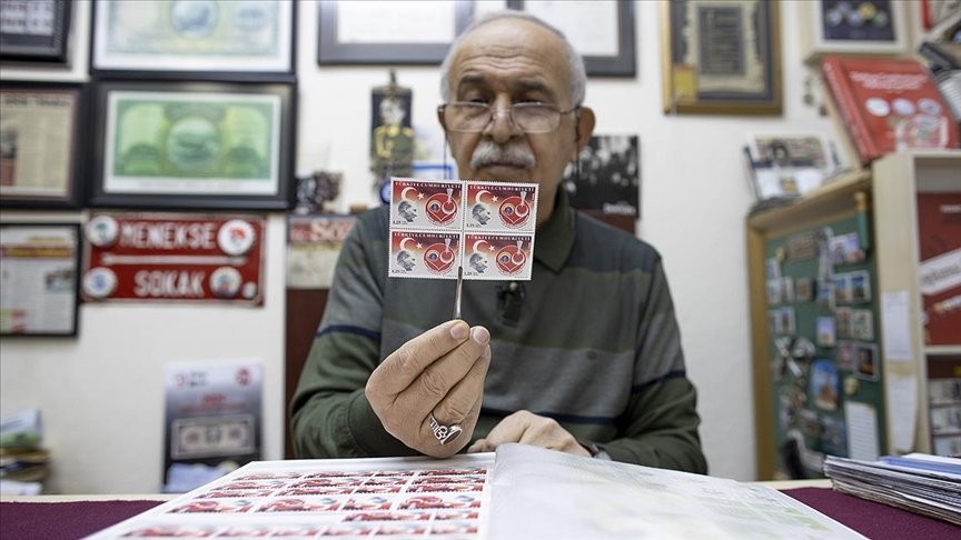 7 yaşında pullarla başlayan koleksiyon merakı 64 yıldır sürüyor