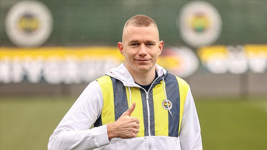 Szalai Fenerbahçe’nin yeni Lugano’su olmak istiyor