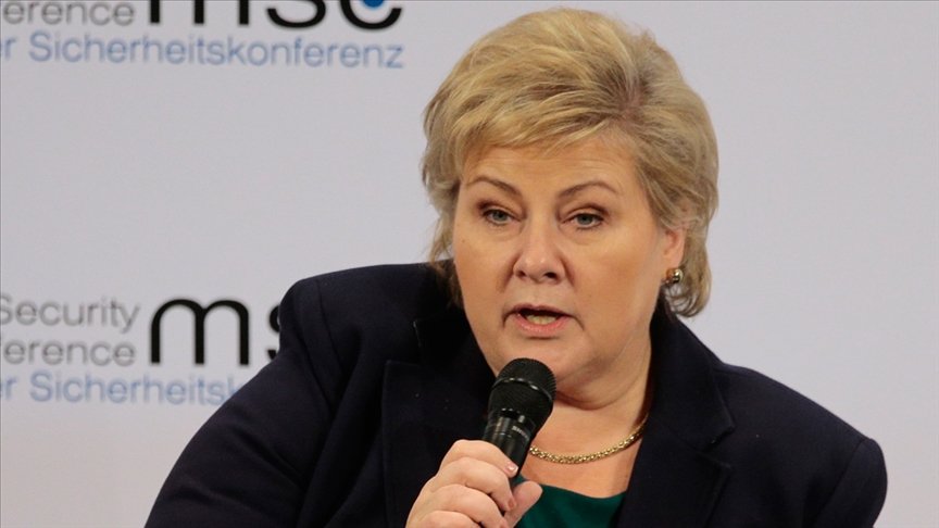 Norveç’te Kovid-19 kısıtlamalarını ihlal eden Başbakan Erna Solberg hakkında soruşturma başlatıldı