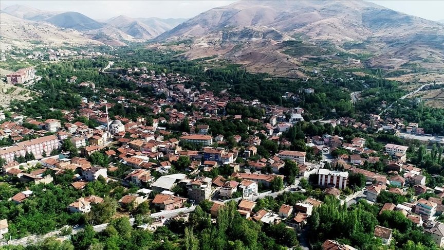 Malatya’nın Yeşilyurt ilçesi doğal güzellikleriyle film ve dizi sektörünün ilgisini çekiyor