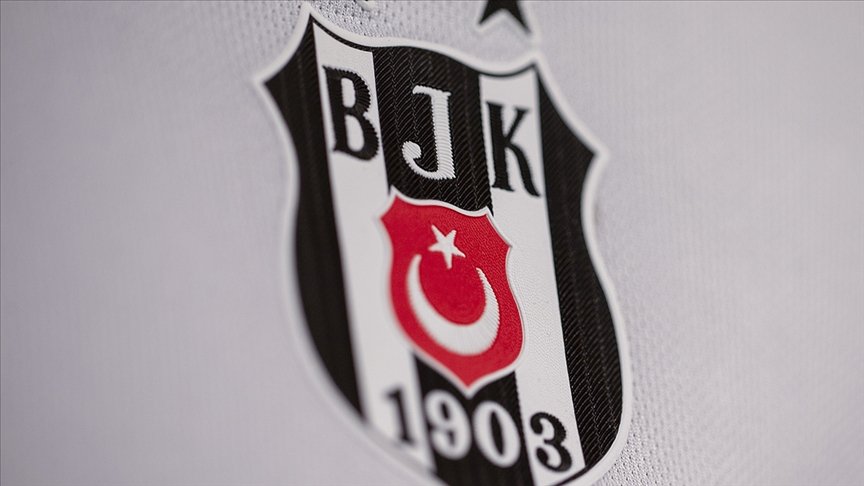 UEFA’dan Beşiktaş’a koşullu ceza