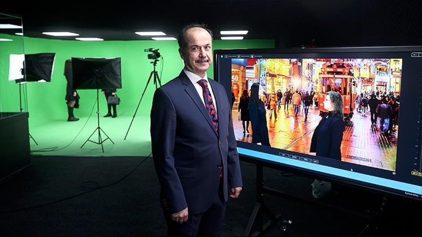 Yunus Emre Enstitüsü 60 bin kişiye çevrim içi derslerle Türkçe öğretiyor