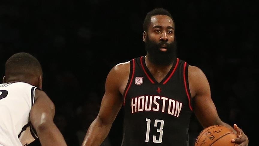 Rockets, eski yıldızı James Harden’ın formasını emekli edecek