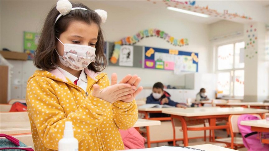 Milli Eğitim Bakanı Selçuk’tan velilere ‘hijyen’ çağrısı