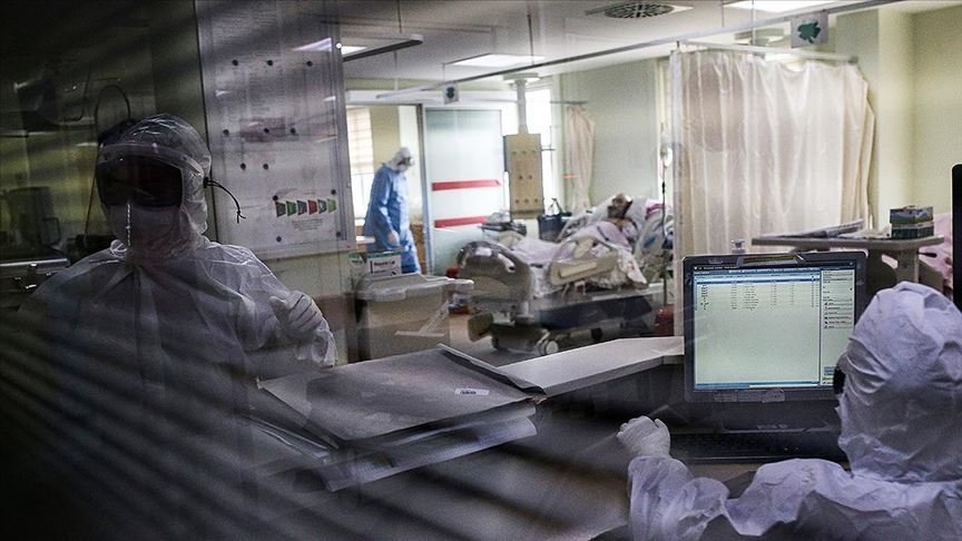 Türkiye’de günlük Kovid-19 vaka sayısı yeniden 20 bini aştı