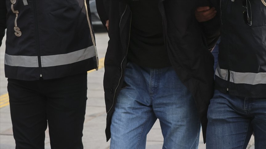 FETÖ’nün hücre evine yapılan baskında firari emniyet müdürü M.E yakalandı