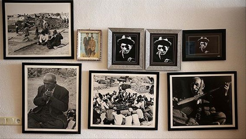 Karanlık dünyasından günümüze ışık tutan halk ozanı: Aşık Veysel