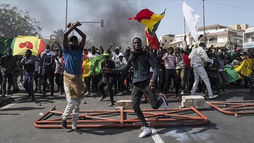 Senegal’de muhalefetin düzenleyeceği eylem ertelendi