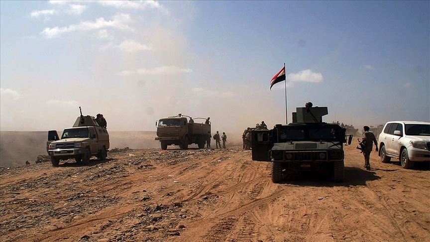 Yemen ordusu, Husilerle şiddetli çatışmaların yaşandığı Taiz’de 10 kilometre ilerleme kaydettiğini açıkladı
