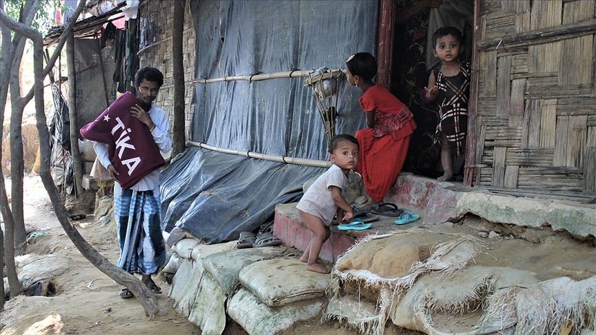 TİKA Bangladeş Cox Bazar’daki yaklaşık 20 bin Arakanlı mülteciye sıcak yemek dağıtacak
