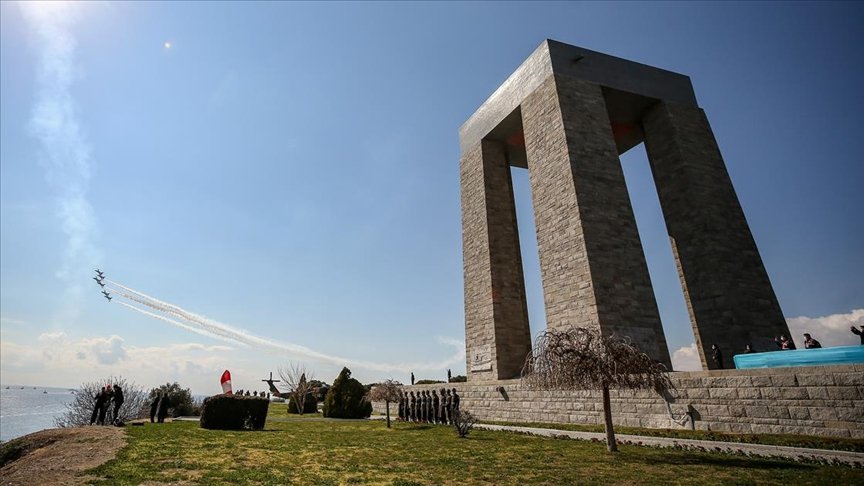 Çanakkale Şehitler Abidesi’nde tören düzenlendi