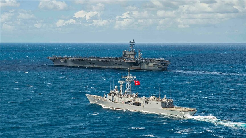 TSK unsurlarının Eisenhower Uçak Gemisi Görev Grubu ile Doğu Akdeniz’deki eğitiminin fotoğrafları paylaşıldı