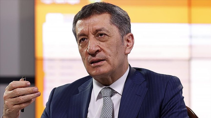 Bakan Ziya Selçuk: İhtiyaç halinde hibrit model, yüz yüze eğitimi destekleyecek