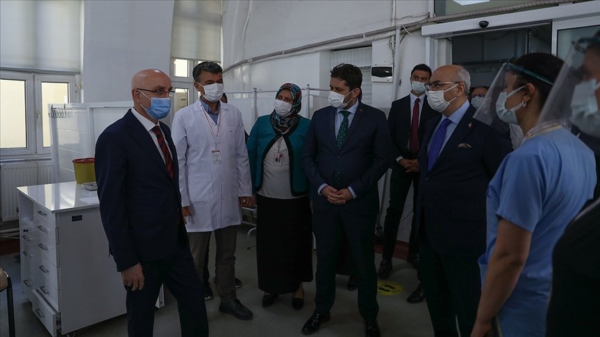 İçişleri Bakan Yardımcısı Erdil İzmir’de Kovid-19’a karşı dinamik denetimlere katıldı