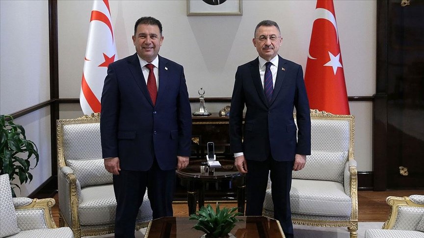 Cumhurbaşkanı Yardımcısı Oktay KKTC Başbakanı Saner ile görüştü