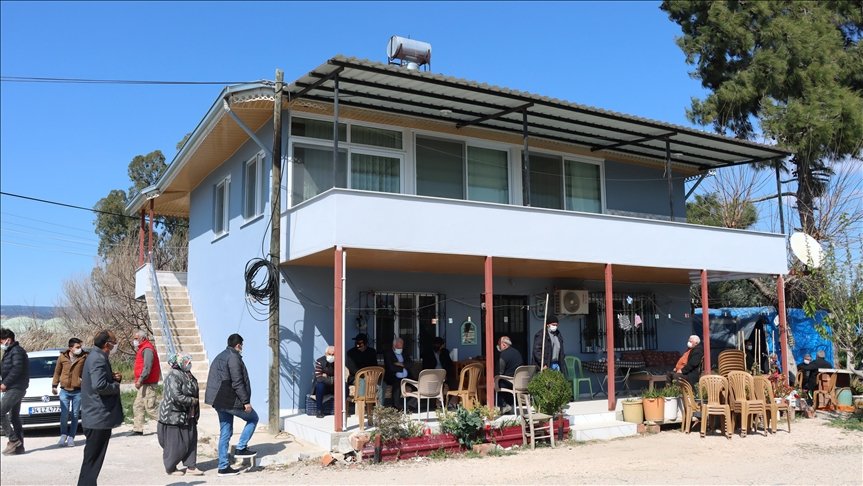 Mersin’de balıkçı teknesi alabora oldu: 2 ölü