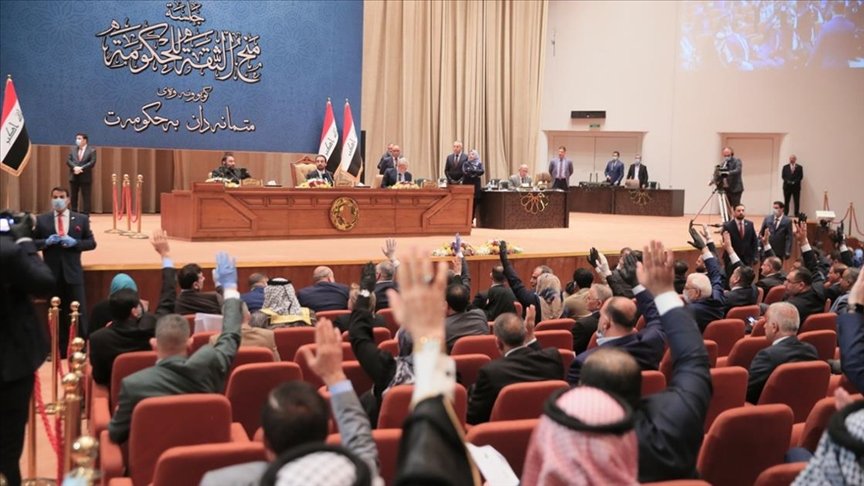 Irak Meclisi, Bağdat-Erbil arasındaki anlaşmazlık nedeniyle aylarca sürüncemede kalan 2021 bütçesini onayladı