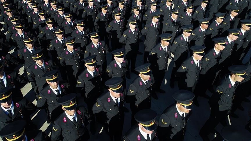 Jandarma Genel Komutanlığına 550 muvazzaf ve sözleşmeli subay alınacak