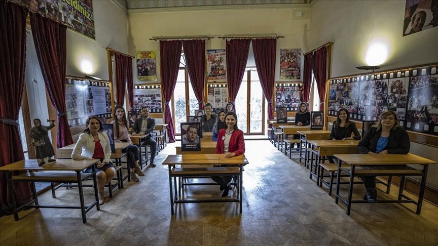EBA TV İlkokul dersleri Hababam Sınıfı’nın çekildiği 168 yıllık kasırdan öğrencilere ulaştı