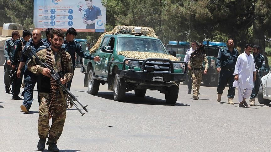 Afganistan’da Taliban saldırısında 8 polis öldü