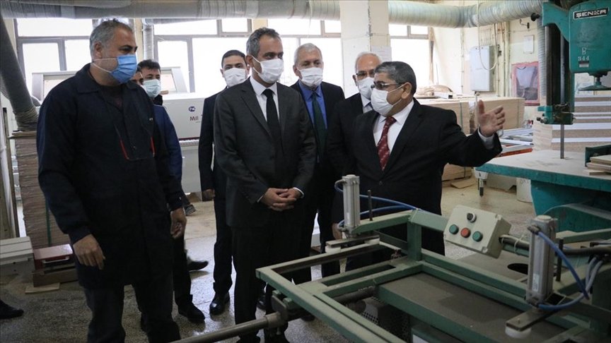 Meslek liseleri bu yıl 1 milyar lira üretim geliri hedefliyor