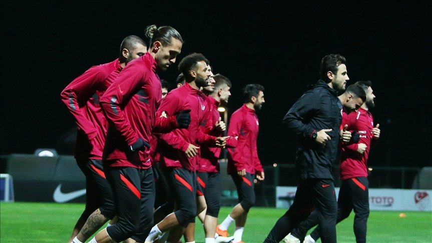 A Milli Futbol Takımı’nda iki futbolcu aday kadrodan çıkartıldı