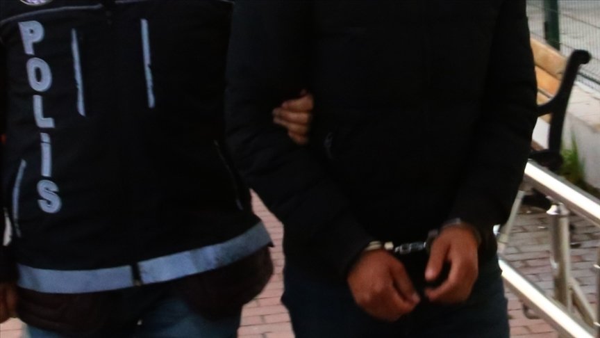 Gazeteci Levent Gültekin’e TV programı öncesinde saldırdığı iddia edilen 3 şüpheli yakalandı